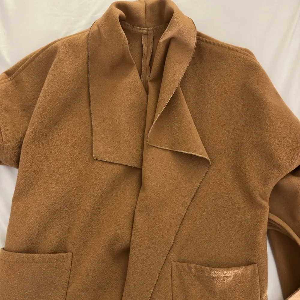 Classic Camel Coat - Picture 5 of 5